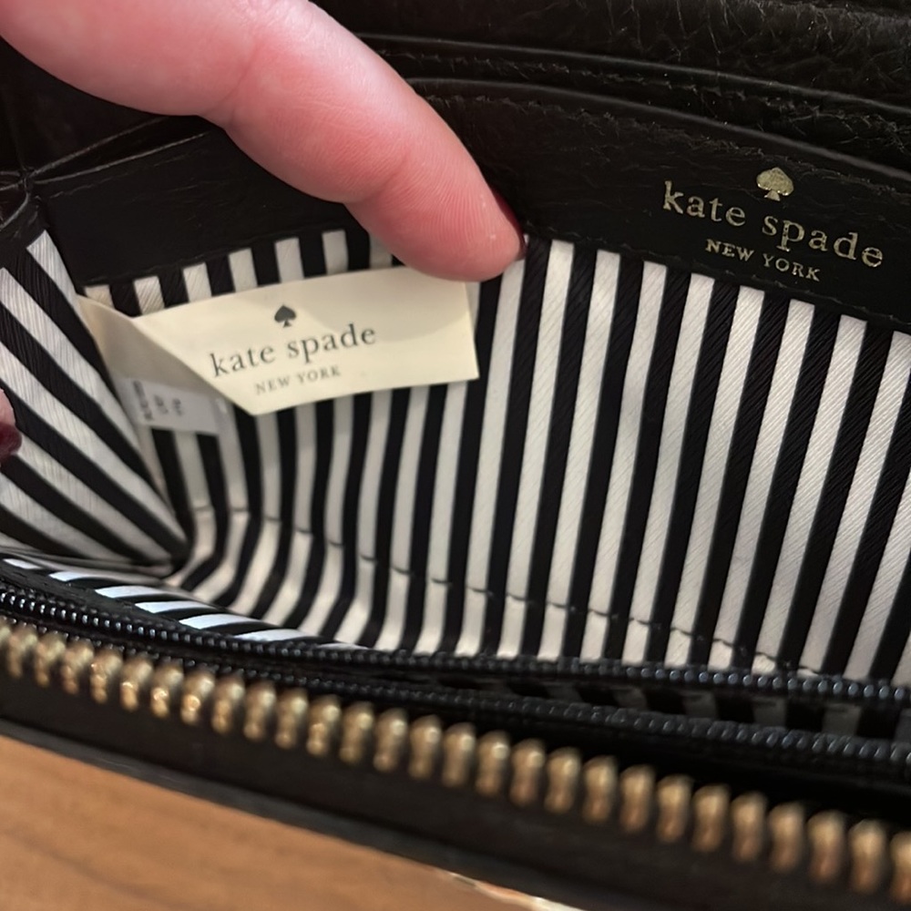 Kate spade black leather cobble hill Lacey zip around wallet - Picture 8 of 9